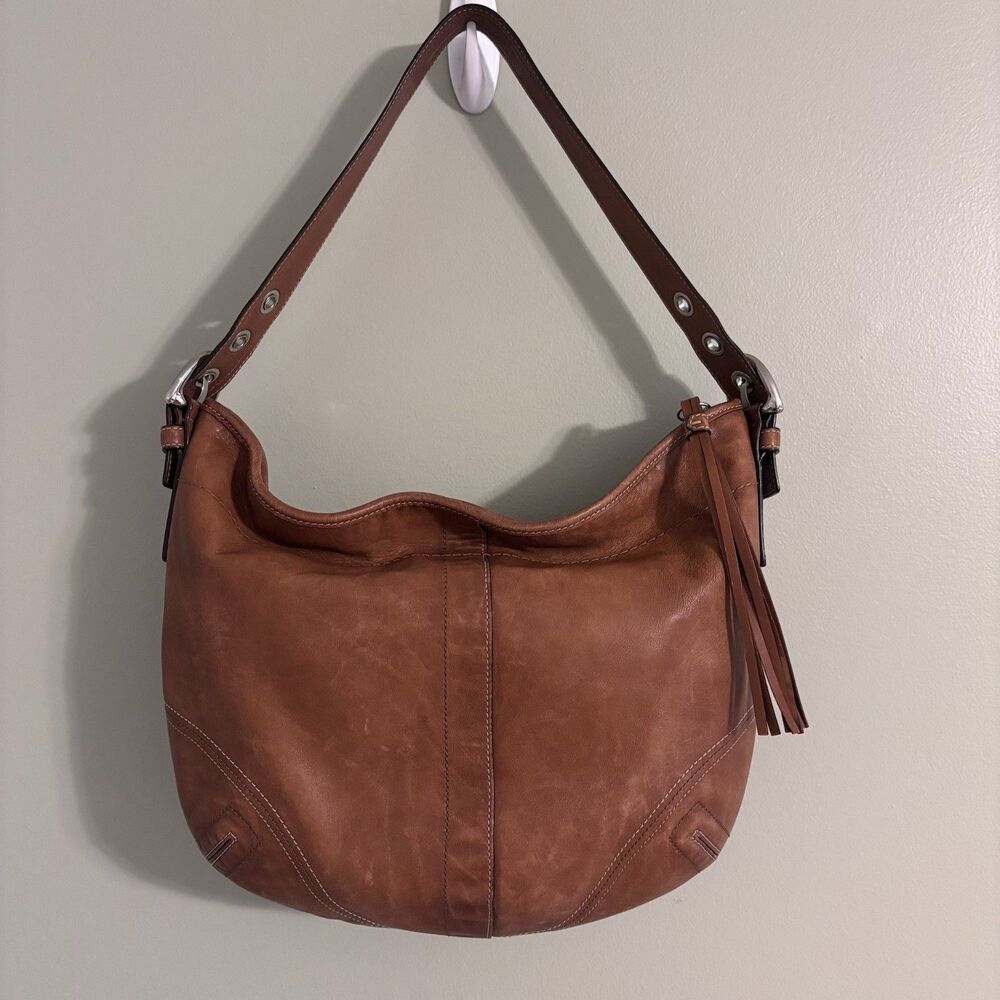 Vintage 2006 Coach Soho Hobo Brown Leather Shoulder Bag Purse Tassel F08A03 - Picture 2 of 13